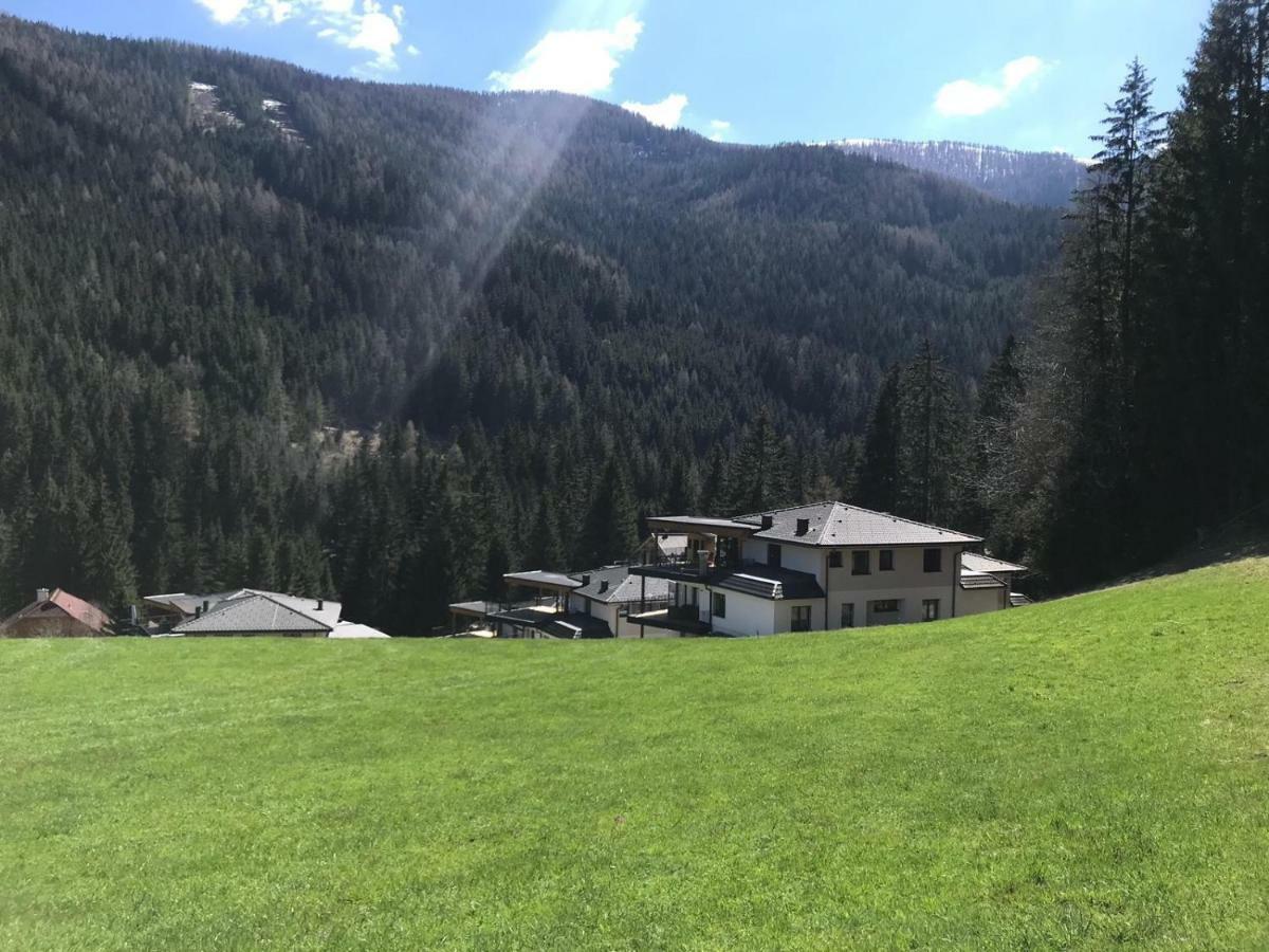 Penthouse Skyview Im Natur-Erlebnispark Bad Kleinkirchheim Patergassen Esterno foto